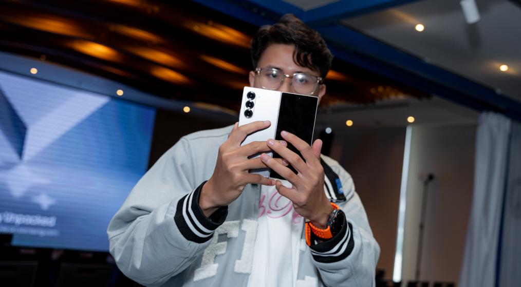 galaxy-z-fold6-reviews-design-screen-camera-rerformance-13.jpg