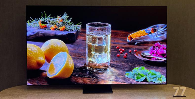 samsung oled s95d tv uses advanced glare free technology to prevent glare 1