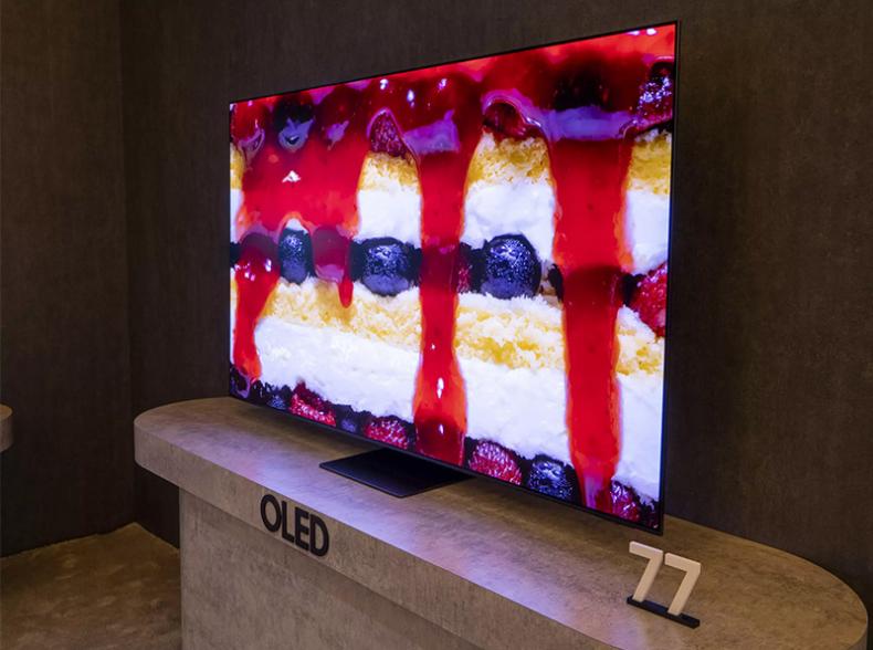 samsung oled s95d tv uses advanced glare free technology to prevent glare 2