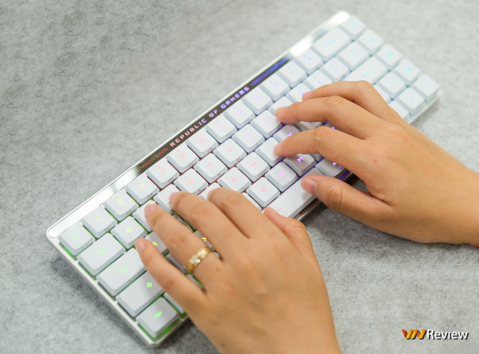 asus rog falchion rx keyboard review 15