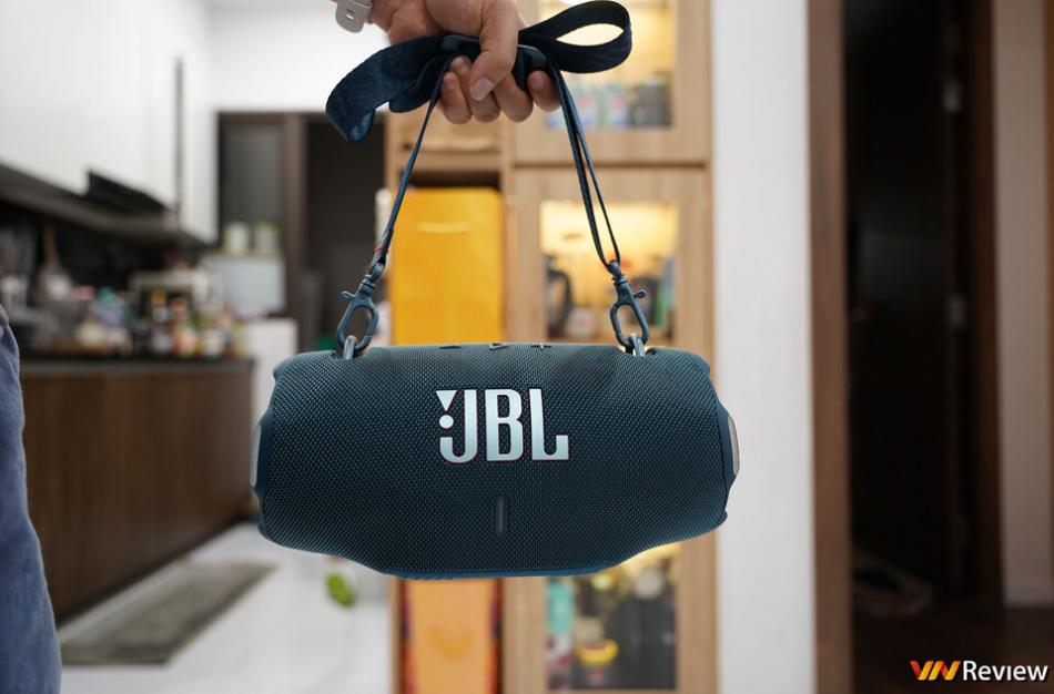 jbl xtreme 4 review portable waterproof speaker 16