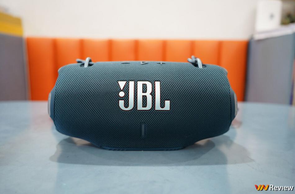 jbl xtreme 4 review portable waterproof speaker 2