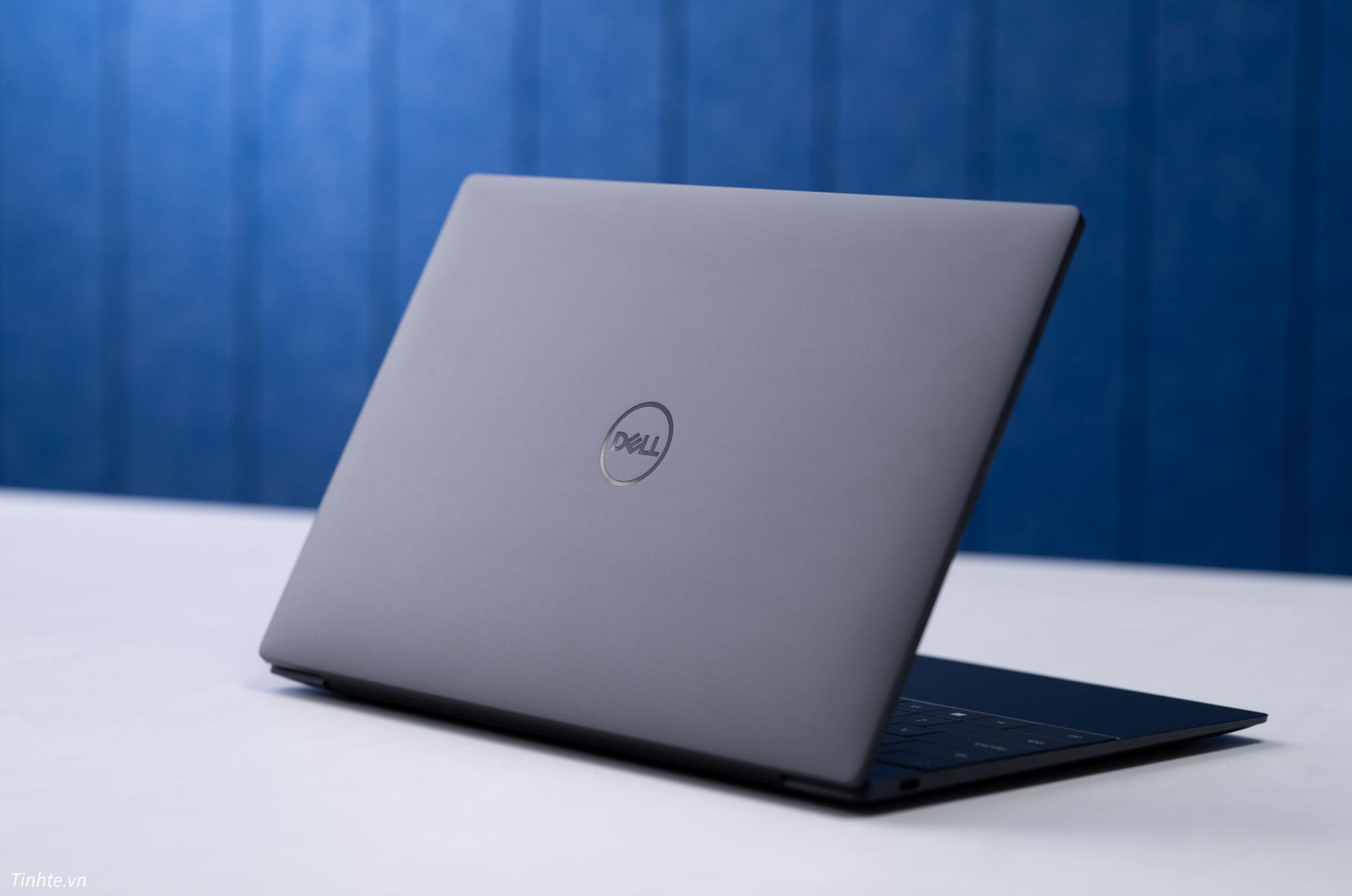 dell xps 13 9345 unboxing and review 12