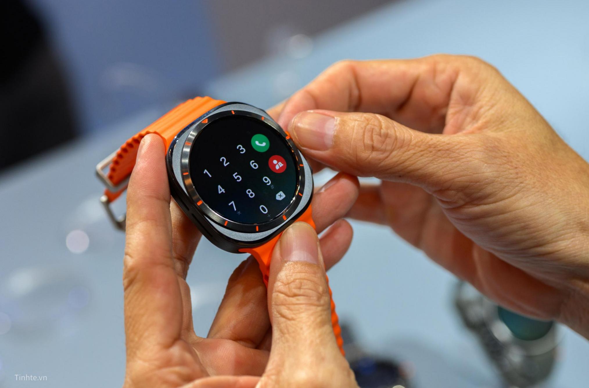 samsung galaxy watch ultra hands on and review 11