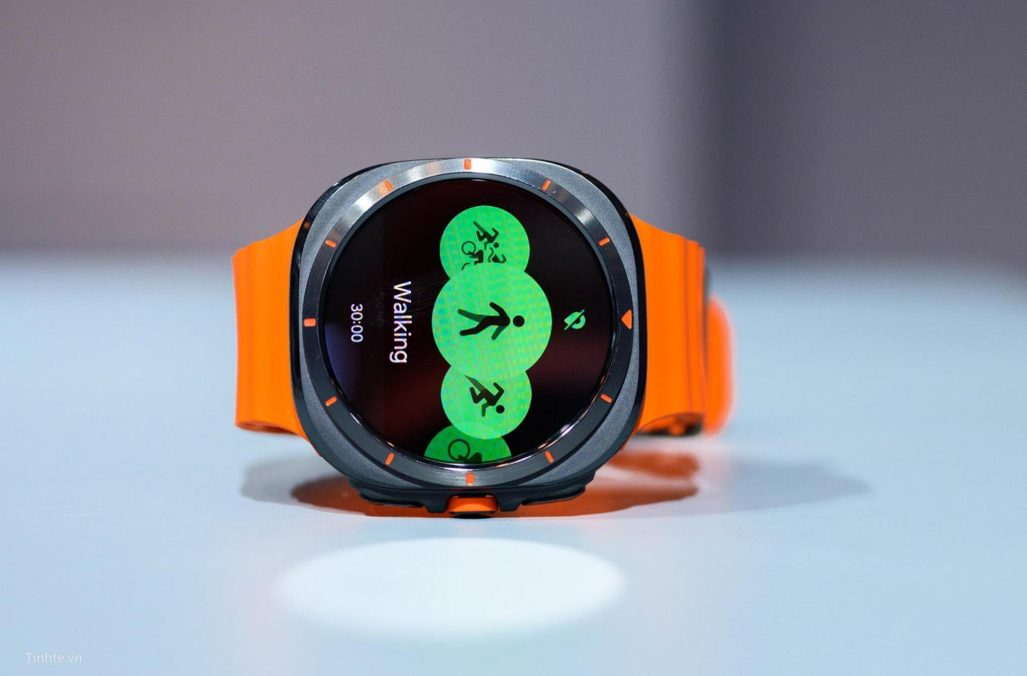 samsung galaxy watch ultra hands on and review 16